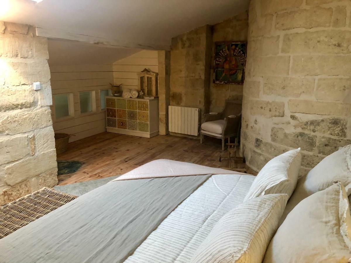 Duplex Centre Historique Uzes Lägenhet Exteriör bild