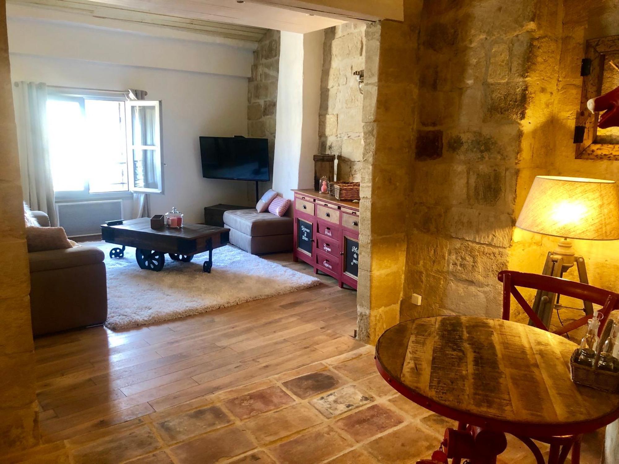 Duplex Centre Historique Uzes Lägenhet Exteriör bild